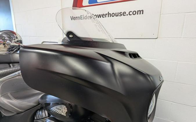 2020 Indian Roadmaster Dark Horse Thunder Black Smoke