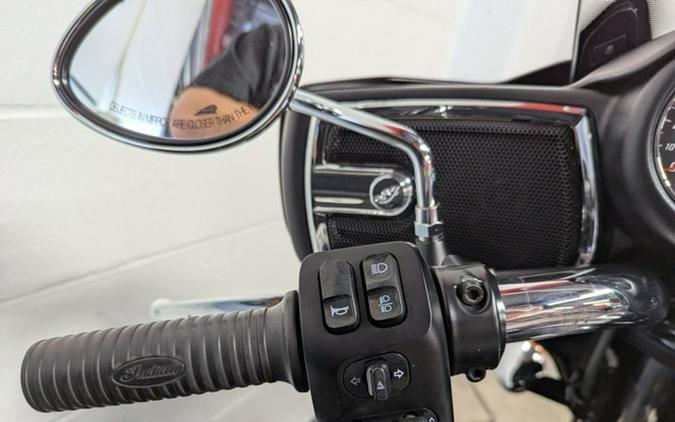 2020 Indian Roadmaster Dark Horse Thunder Black Smoke