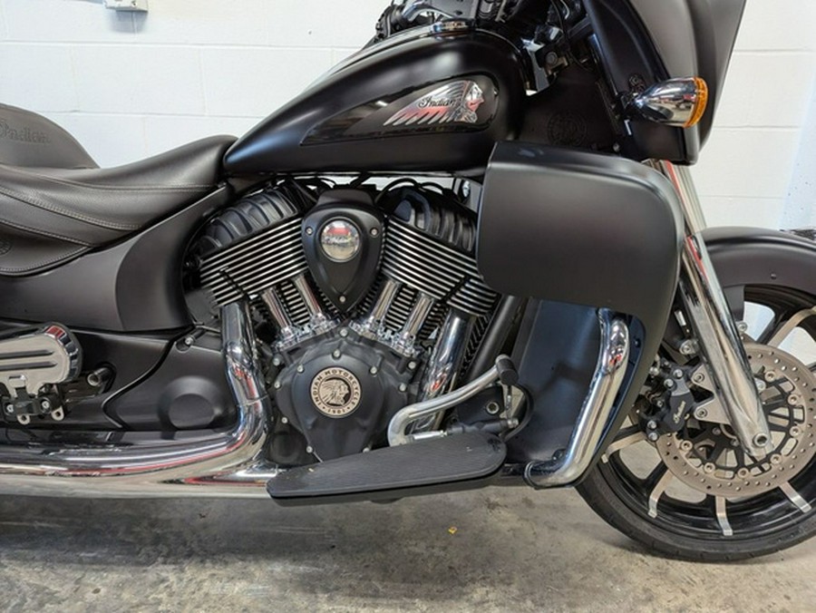 2020 Indian Roadmaster Dark Horse Thunder Black Smoke