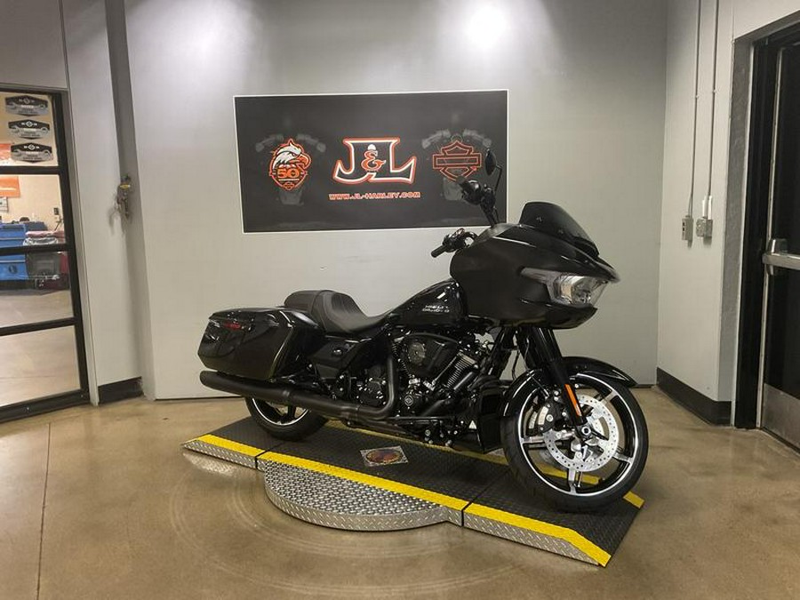 2025 Harley-Davidson® FLTRX - Road Glide®