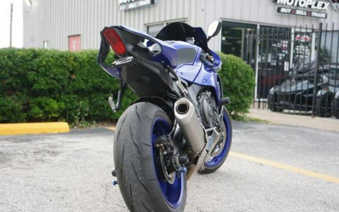 2024 Yamaha YZF-R1