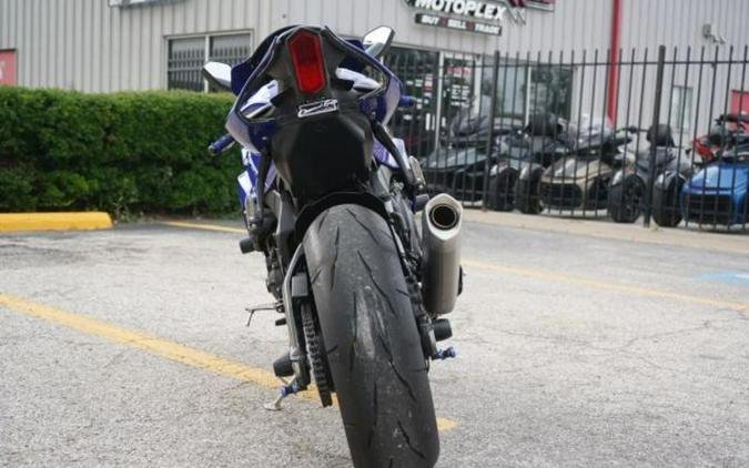 2024 Yamaha YZF-R1