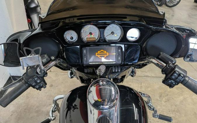 2015 Harley-Davidson Street Glide FLHXS - Special
