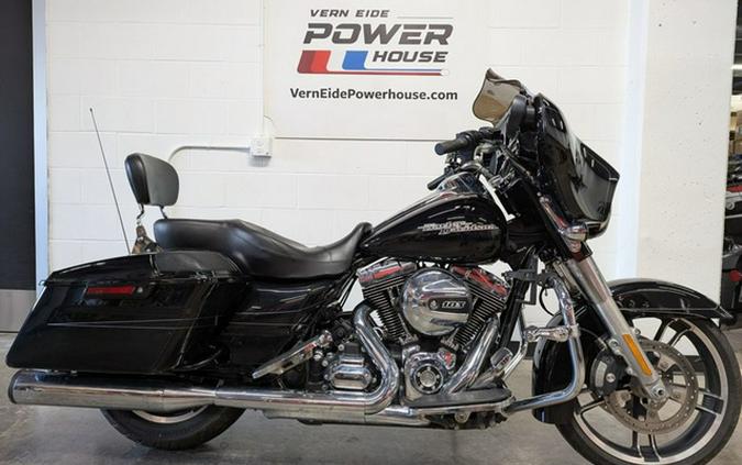 2015 Harley-Davidson Street Glide FLHXS - Special