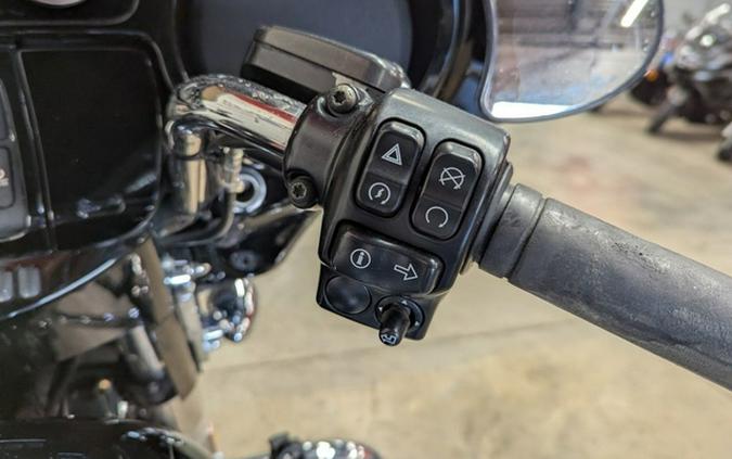 2015 Harley-Davidson Street Glide FLHXS - Special