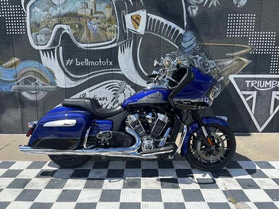 2022 Indian Motorcycle® Challenger® Limited Spirit Blue Metallic/Black Metallic