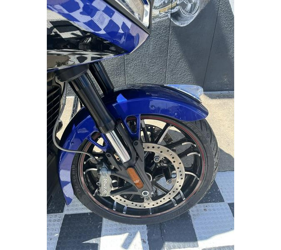2022 Indian Motorcycle® Challenger® Limited Spirit Blue Metallic/Black Metallic