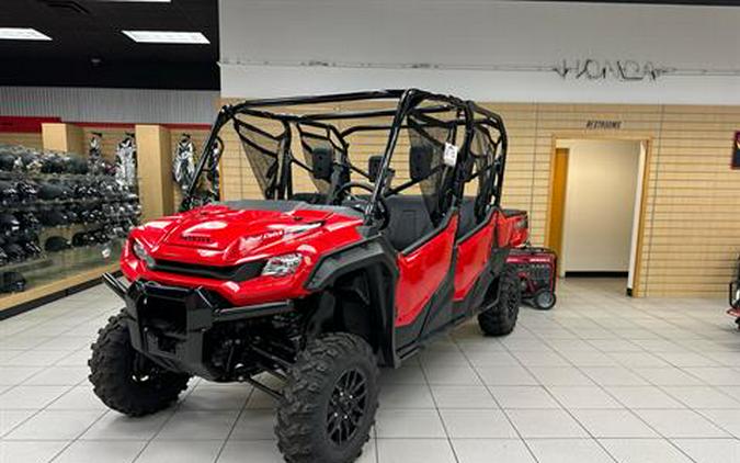 2023 Honda Pioneer 1000-6 Deluxe Crew