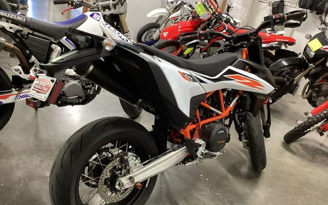 2019 KTM 690 SMC R