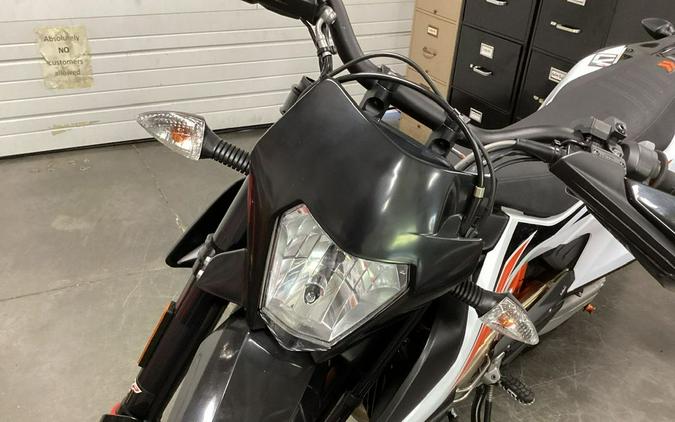 2019 KTM 690 SMC R