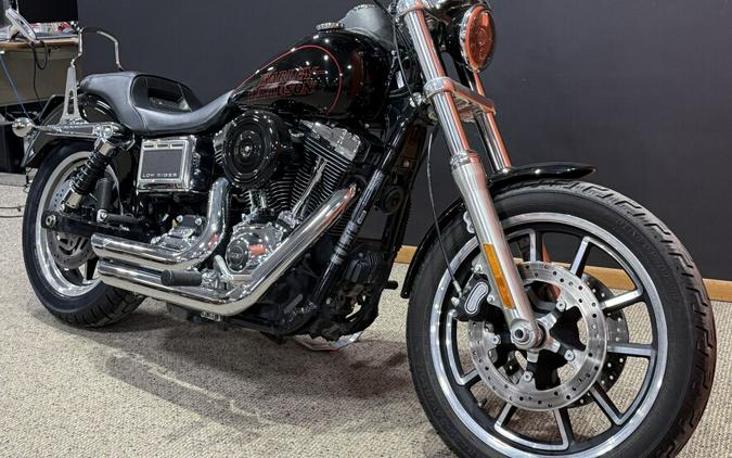 2014 Harley-Davidson® Low Rider® BLACK W/ PINSTRIPE