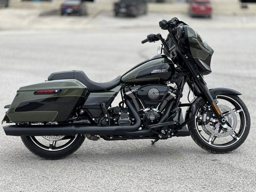2026 Harley-Davidson FLHX - Street Glide