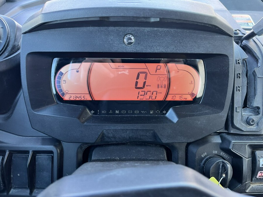 2023 Defender/traxter Limited