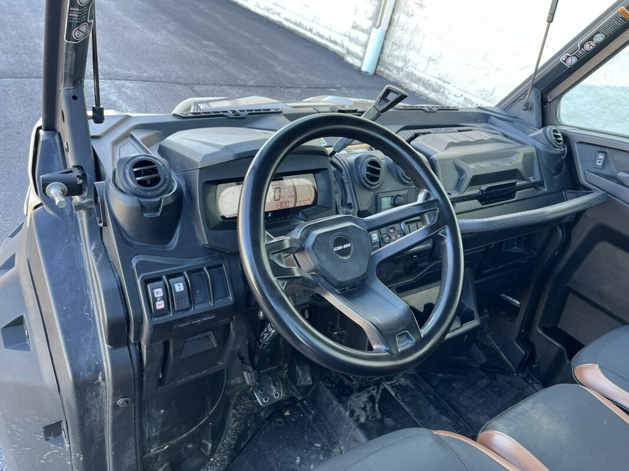 2023 Defender/traxter Limited