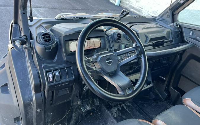 2023 Defender/traxter Limited