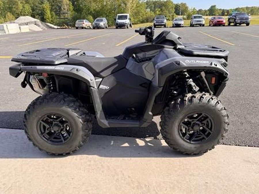 2025 Can-Am Outlander DPS 850