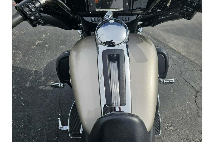 2018 Harley-Davidson® Ultra Limited Low - Two-Tone Option