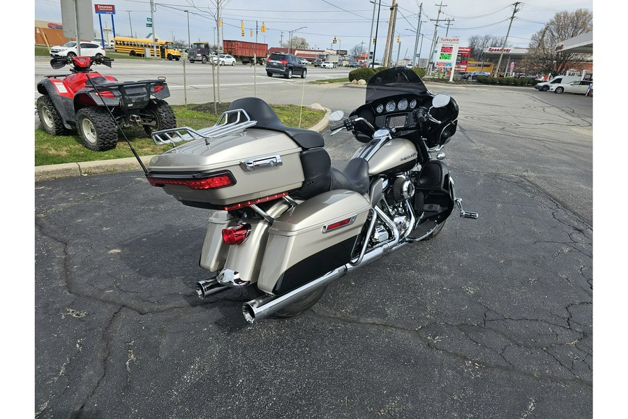 2018 Harley-Davidson® Ultra Limited Low - Two-Tone Option