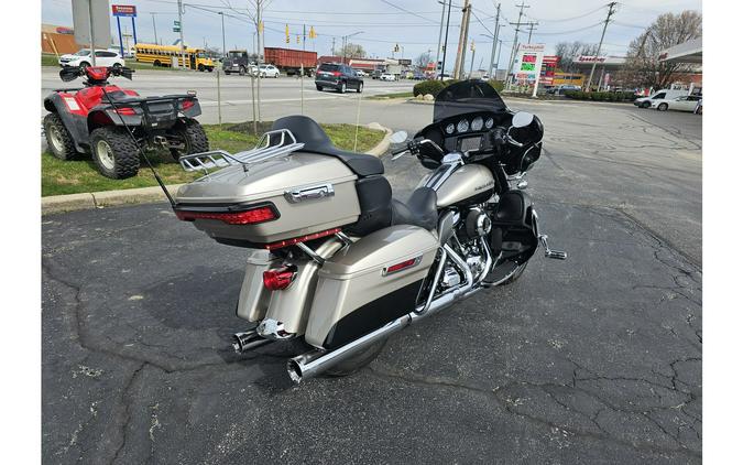 2018 Harley-Davidson® Ultra Limited Low - Two-Tone Option