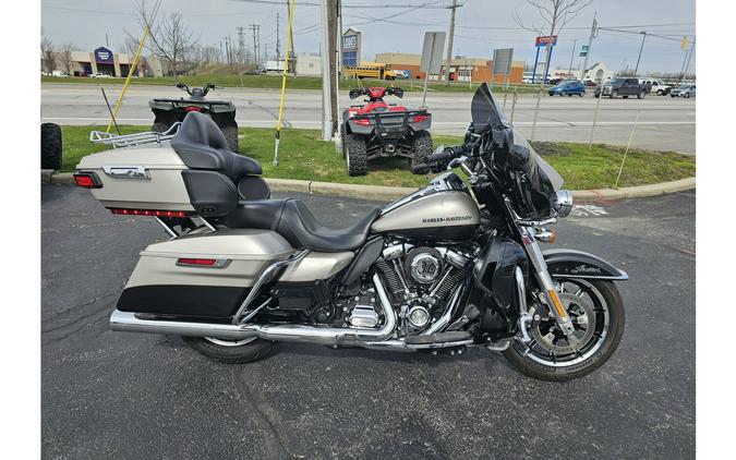 2018 Harley-Davidson® Ultra Limited Low - Two-Tone Option