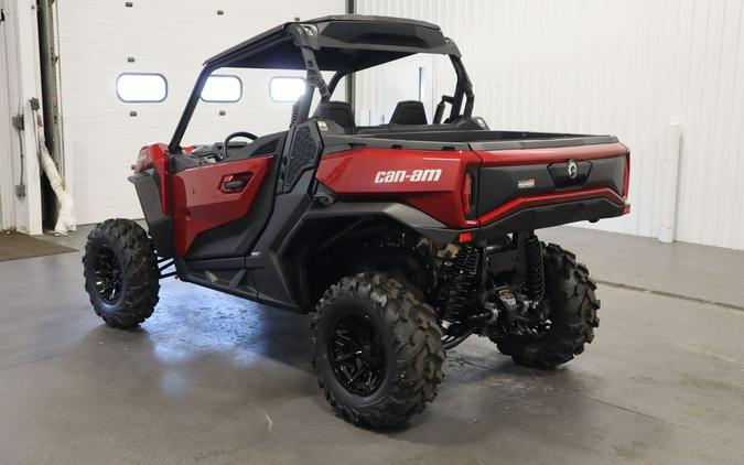 2024 Can-Am® Commander XT 700