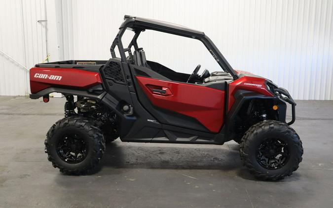 2024 Can-Am® Commander XT 700