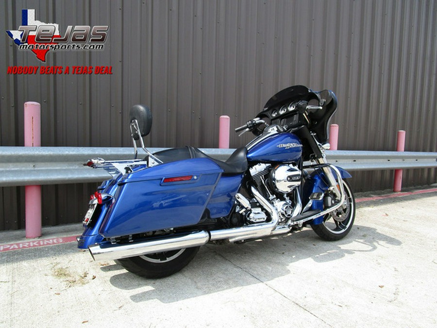 2015 Harley-Davidson FLHX - Street Glide Base