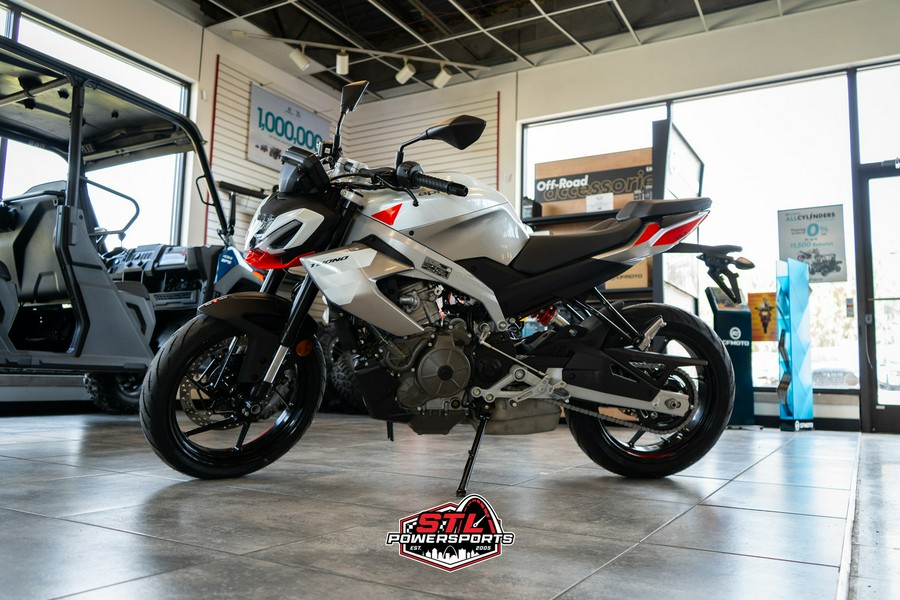 2026 Aprilia Tuono 457