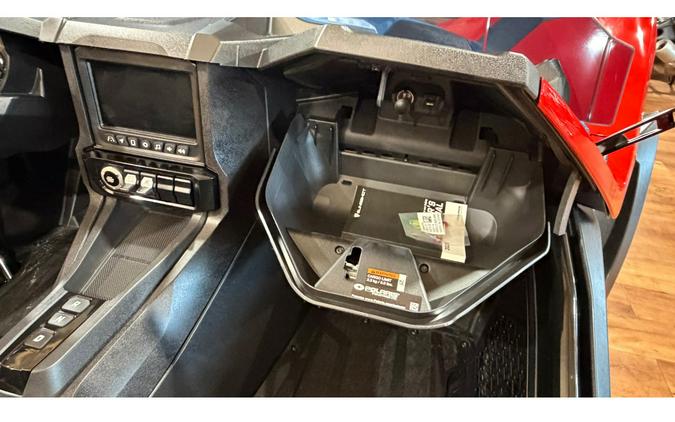 2025 Slingshot SLINGSHOT SLR AUTODRIVE