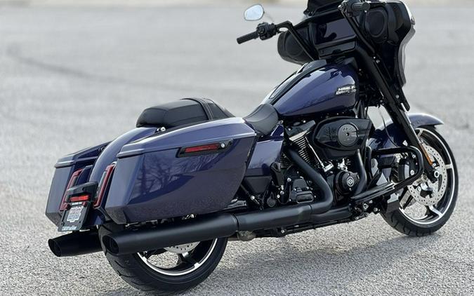 2026 Harley-Davidson FLHX - Street Glide
