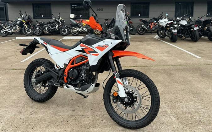 2025 KTM Adventure 390 R