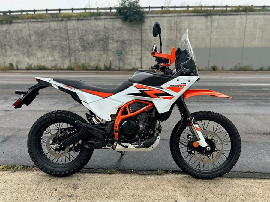2025 KTM Adventure 390 R