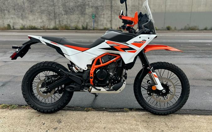 2025 KTM Adventure 390 R
