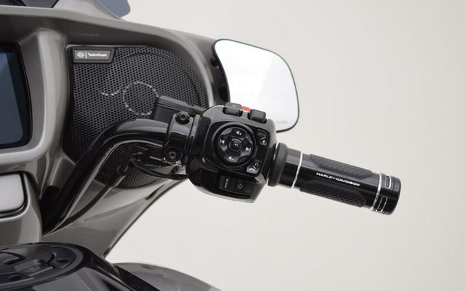 2023 Harley-Davidson FLHXSE - CVO Street Glide FLHXSE