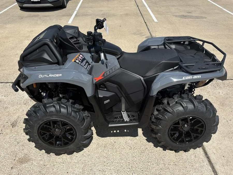 2027 Can-Am® Outlander X mr 700