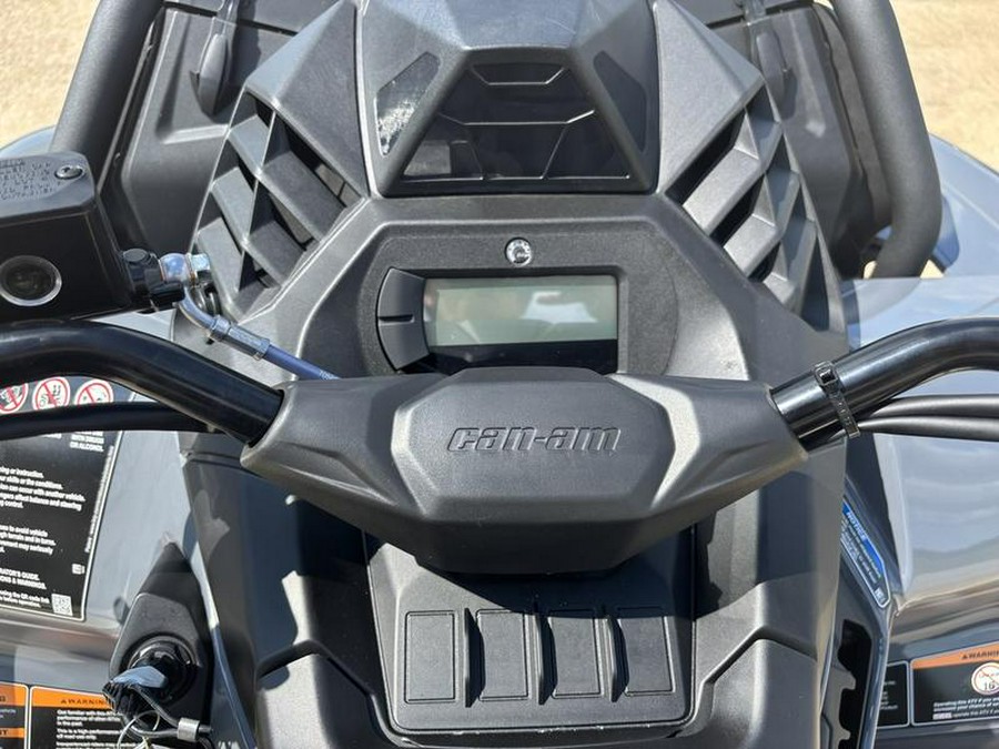 2027 Can-Am® Outlander X mr 700