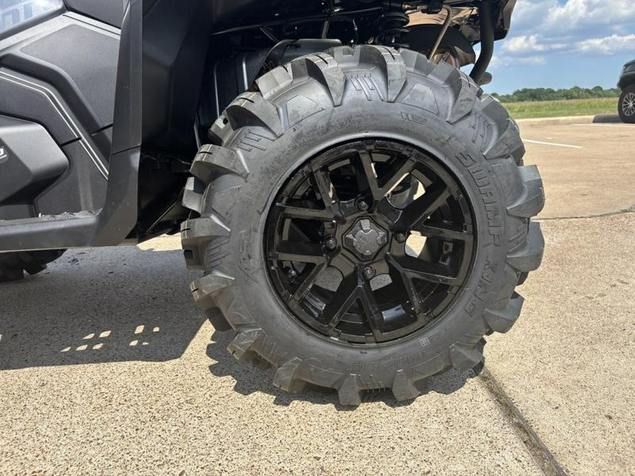2027 Can-Am® Outlander X mr 700