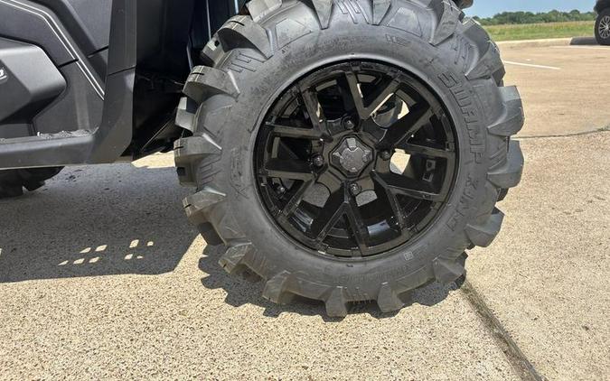 2027 Can-Am® Outlander X mr 700