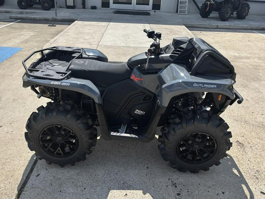2027 Can-Am® Outlander X mr 700