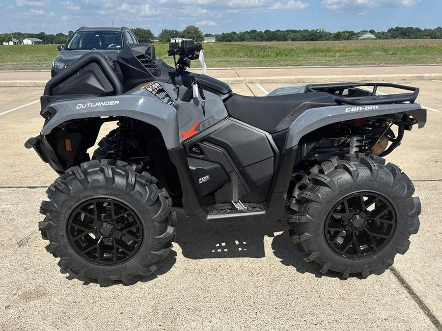 2027 Can-Am® Outlander X mr 700