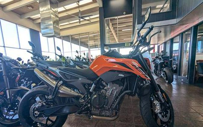 2024 KTM 790 Duke