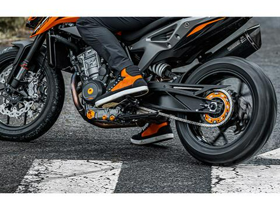 2024 KTM 790 Duke