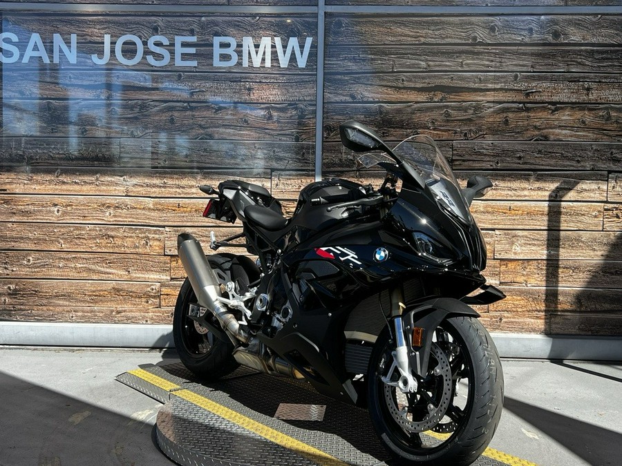 2024 BMW S 1000 RR