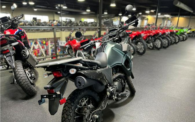 2025 Kawasaki KLR650 S Metallic Matte Old School Green ABS ABS