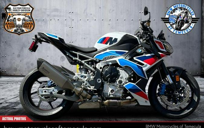 New 2025 BMW M 1000 R