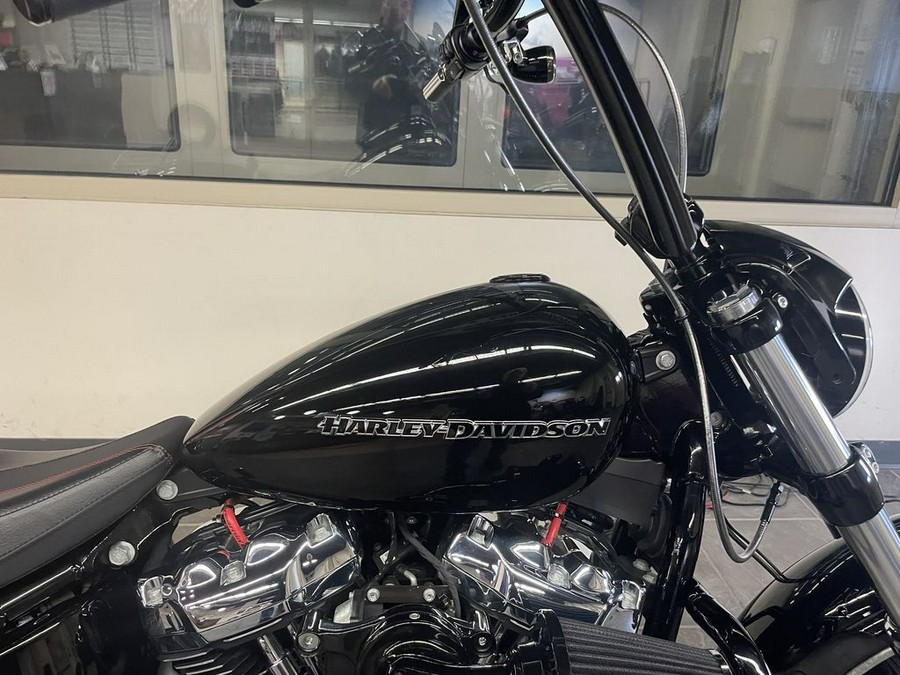 2018 Harley-Davidson® FXBRS - Softail® Breakout® 114