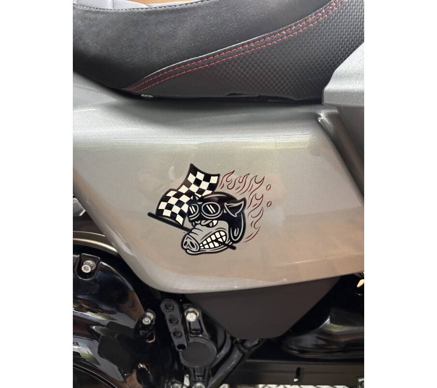 2025 Harley-Davidson® CVO™ Road Glide™ ST MERCURY SILVER