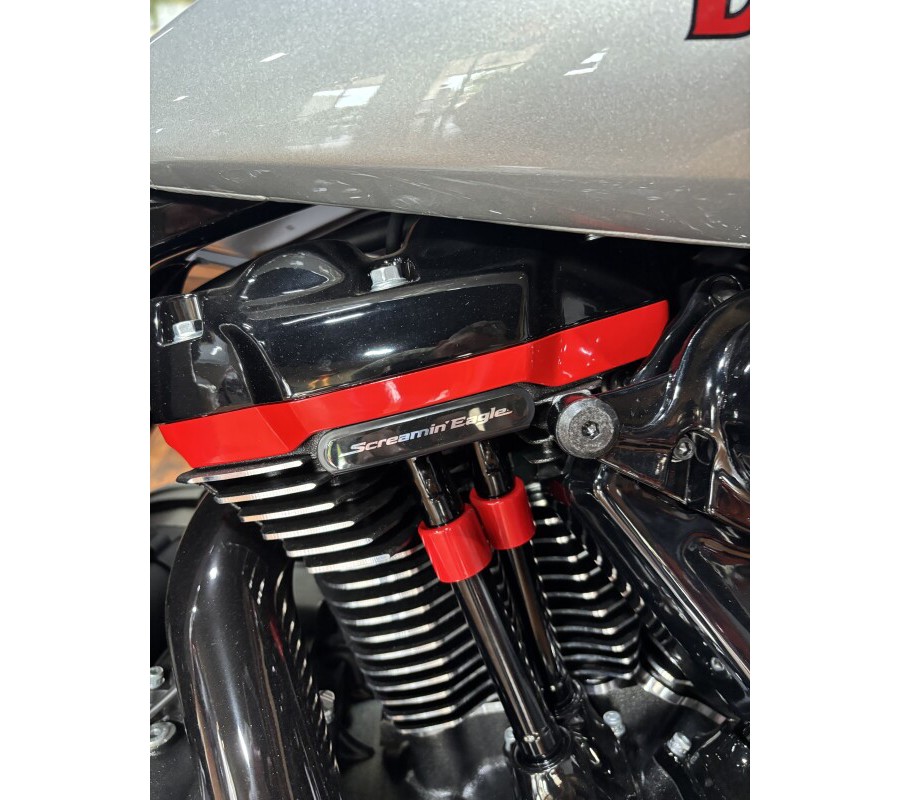 2025 Harley-Davidson® CVO™ Road Glide™ ST MERCURY SILVER