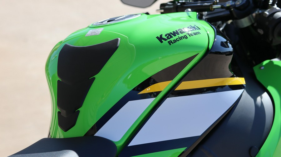 2025 KAWASAKI NINJA ZX10R