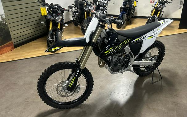 2026 Triumph TF 450-X